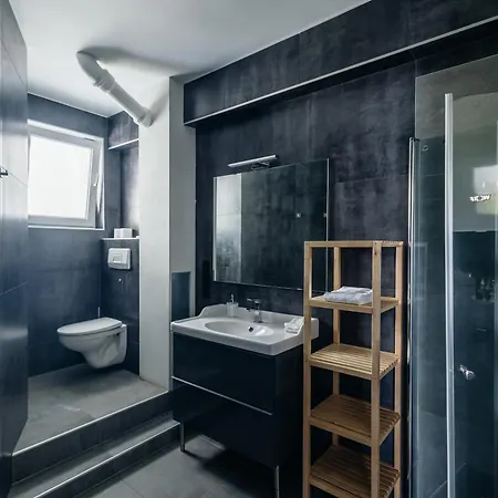 Апартаменты Centrally Located 2-room Ганновер