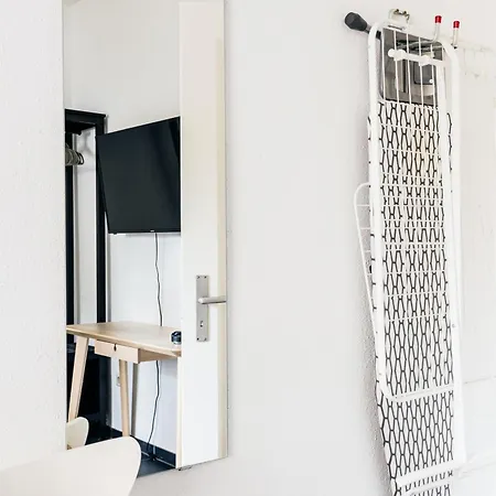 Centrally Located 2-room *