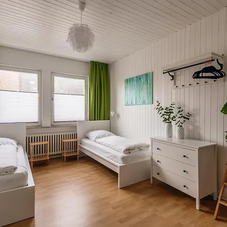 Centrally Located 2-room * Hannover