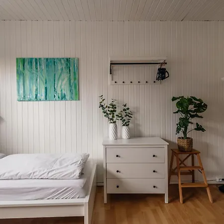 Centrally Located 2-room