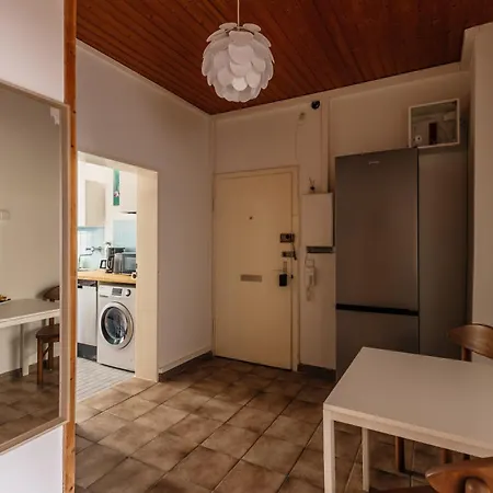 Daire Centrally Located 2-room *