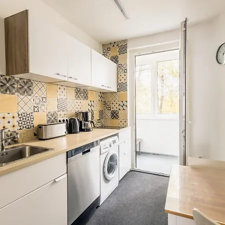 Centrally Located 2-room Hannover