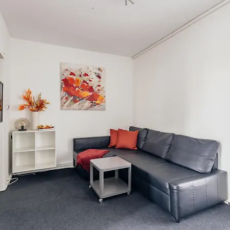 Centrally Located 2-room Appartamento Hannover