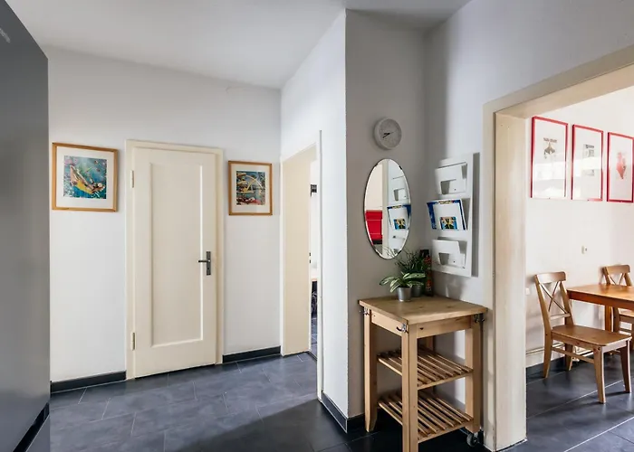 Апартаменты Centrally Located 2-room Ганновер