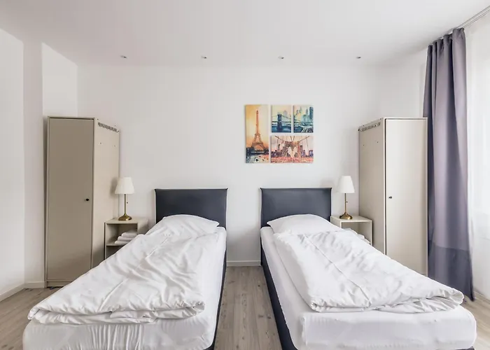 Апартаменты Centrally Located 2-room