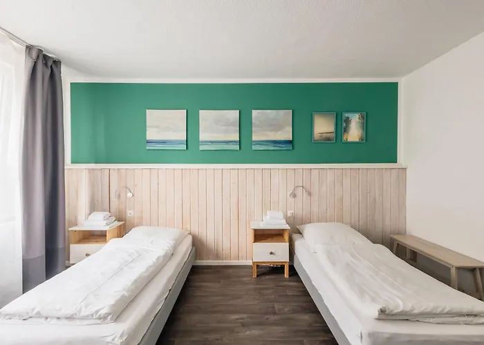 Centrally Located 2-room *