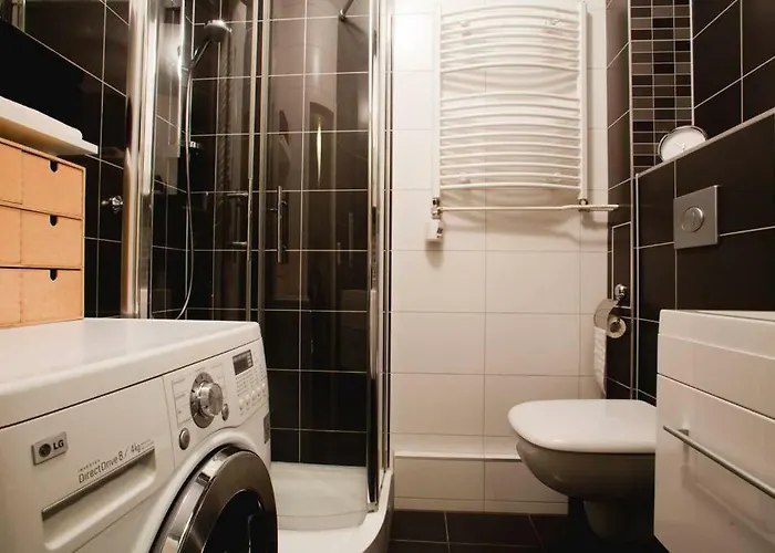 Centrally Located 2-room * Ганновер