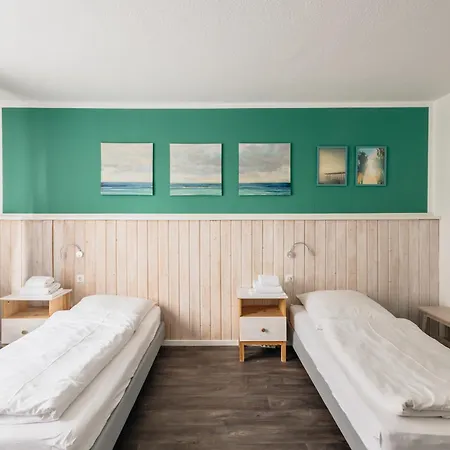 Centrally Located 2-room *