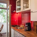 Centrally Located 2-room